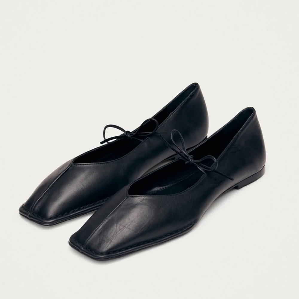 Alohas Ballet Flats